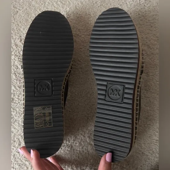 🆕 Espadrilles Michael Kors, Size 6.5