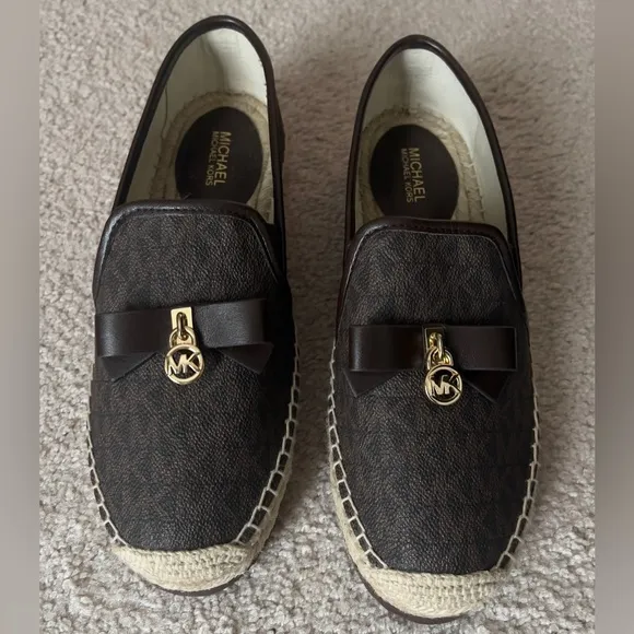 🆕 Espadrilles Michael Kors, Size 6.5