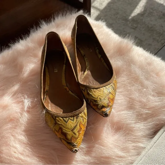 💯 MISSONI Yellow and Brown Flats with Signature Pattern Size 38