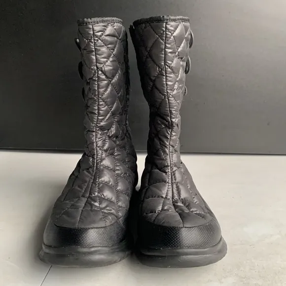 689 The North Face Thermoball Insulated Boots Ortholite Women's Size 6‎