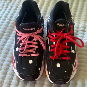 Adidas Black and Pink Chunky Sneakers