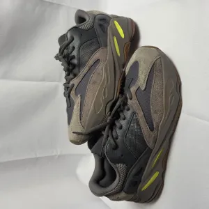 Adidas Yeezy 700 V1 Mauve Sz10