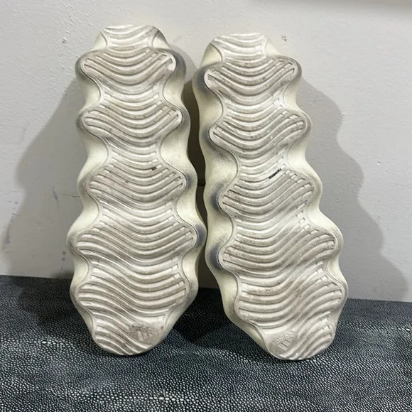 ADIDAS YEZZY Cream Sneakers Modern Sculptural Design