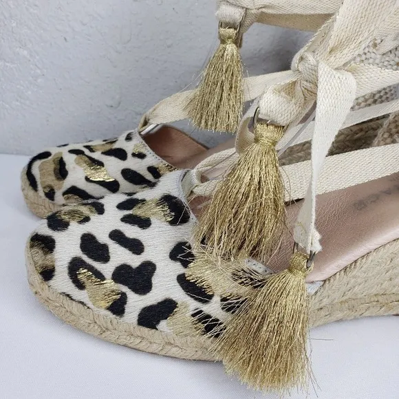 Air &amp; Grace Cowhide Espadrilles Wedges Shoes EU 39 US 8 ANimal Print Lace Up