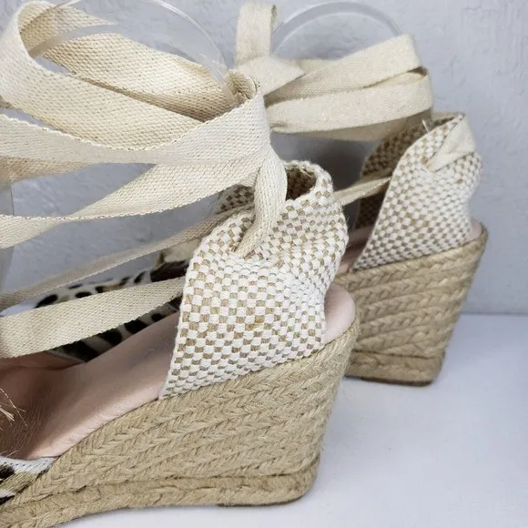 Air &amp; Grace Cowhide Espadrilles Wedges Shoes EU 39 US 8 ANimal Print Lace Up