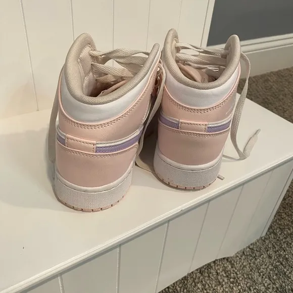 Air Jordan girl’s high top sneakers