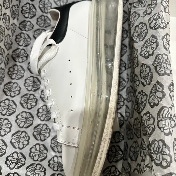 Alexander McQueen Larry Clear-Sole Sneakers