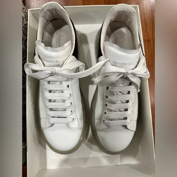 Alexander McQueen Larry Clear-Sole Sneakers