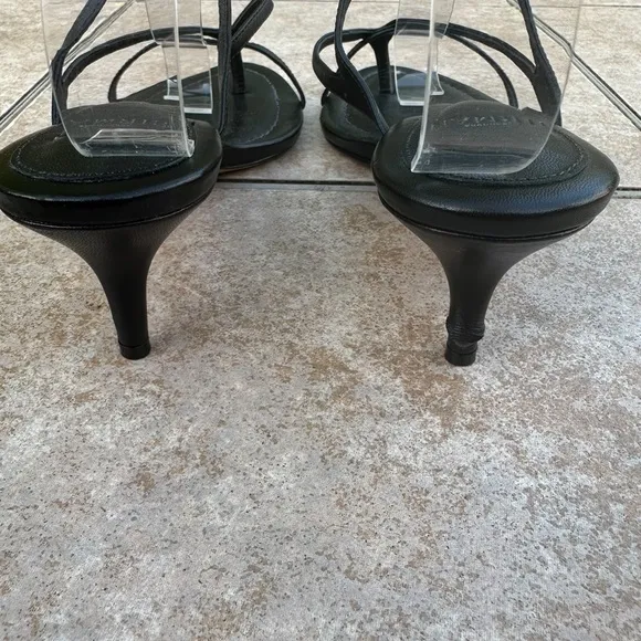 Alexandre Birman black leather strappy sandals