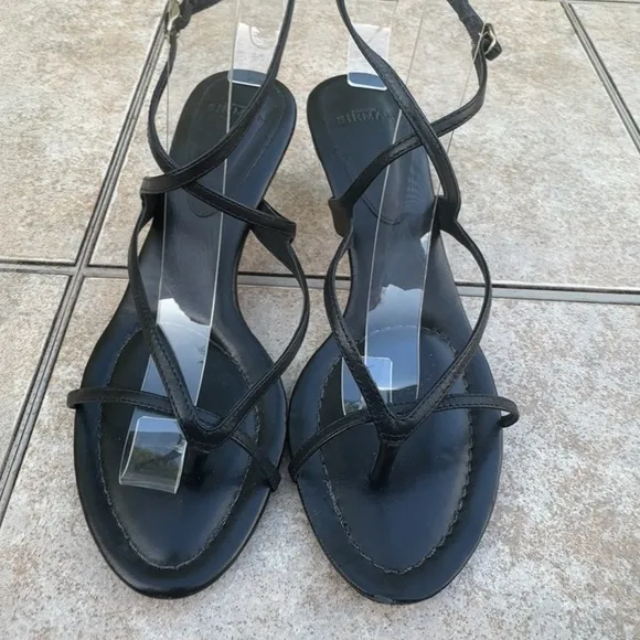 Alexandre Birman black leather strappy sandals