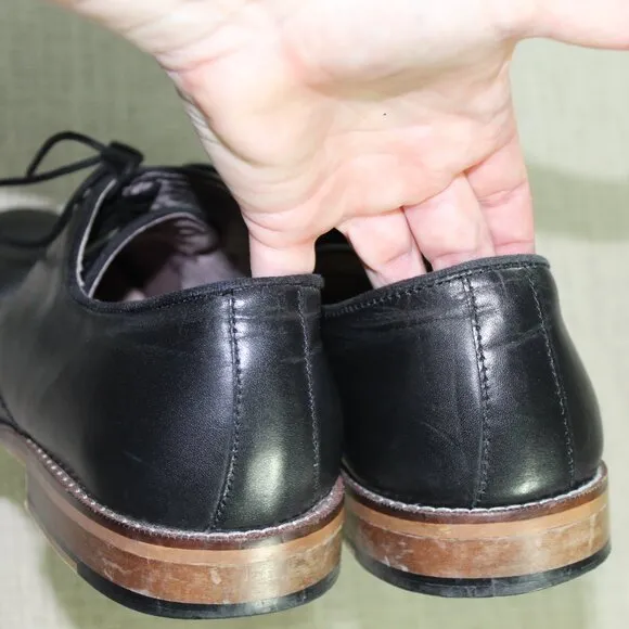 Banana Republic Black Lace Up Loafers