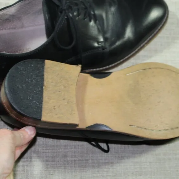 Banana Republic Black Lace Up Loafers