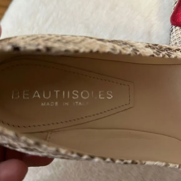 Beautiisoles Python pointed tip Ava flats 8.5