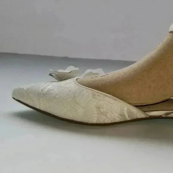 Bestsey Johnson flats pointed toe SB WILLA SIZE 6