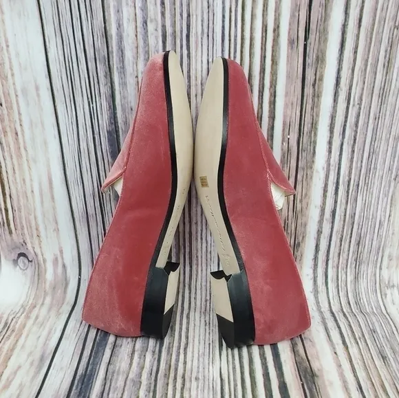 Bettye Muller Pink Regency Velvet Classic Loafers New Size 7