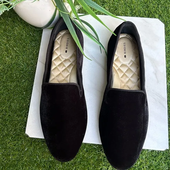 BIRDIES The starling black velvet sizes  8.5 women like new