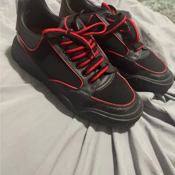 Black and Red Chunky Sneakers with Bold Accents