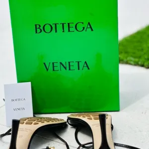 BOTTEGA VENETA Brown Strappy Square Toe Leather Open Toe Heel Sandals 37