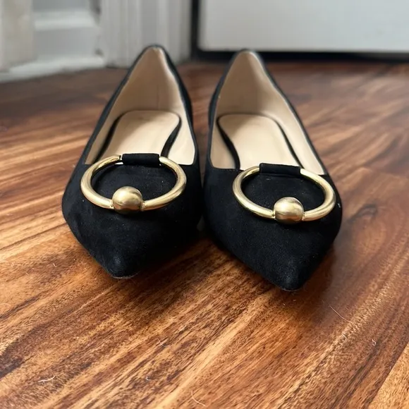 BRUNO MAGLI SUEDE FLATS WITH GOLD HEELS &amp; GOLD CIRCLE DETAIL AT TOE SZ 36.5