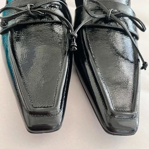 Burberry Black Loafers with Modern Square-Toe Design