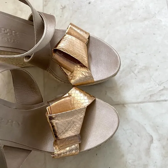 Burberry Made in Italy Satin Rosegold Leather Bow Espadrilles Sandals sz 9/39