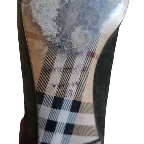 Burberry womens Sz 39 usa 9 green olive ballet flats