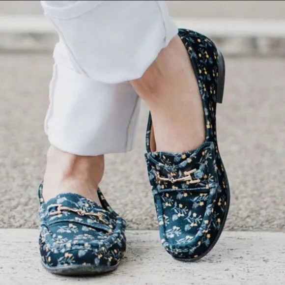 CABI Carnaby Floral Velvet Horsebit Loafers 10