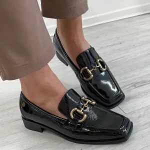 CARMELA ISABELLA LOAFER In Patent Black EU-37/ US-6 NEW w/Box