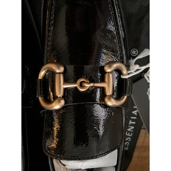 CARMELA ISABELLA LOAFER In Patent Black EU-37/ US-6 NEW w/Box