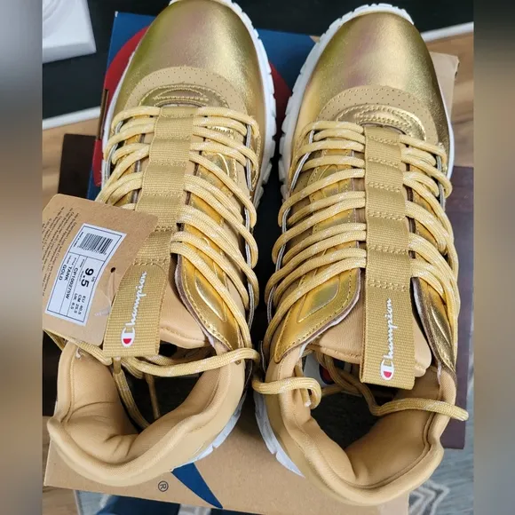 Champion Tank Chunky Gold Sneakers CP100275W 9.5