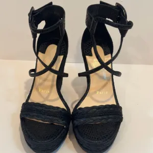 Chic Black Strappy Women's Sandals