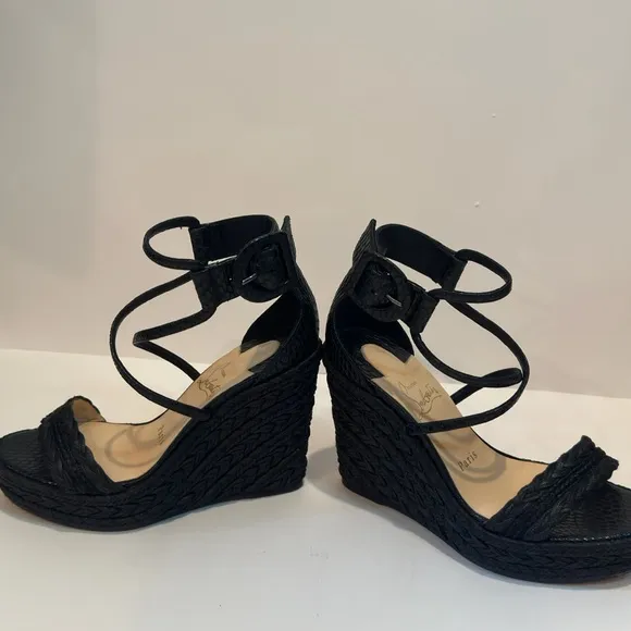 Chic Black Strappy Women's Sandals