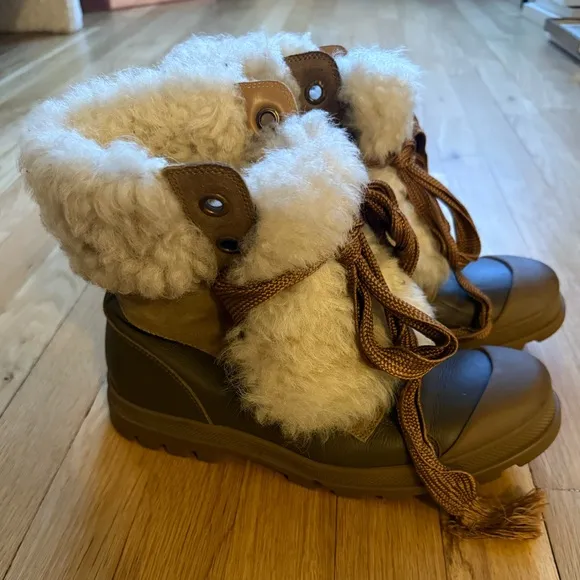 Chloe Shearling Boots