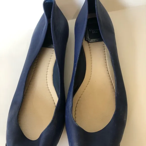 CHRISTIAN DIOR Blue &amp; Metallic Blue Pointed Toe Flats