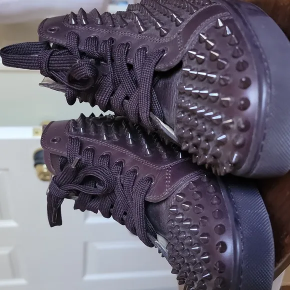 Christian LOUBOUTIN Stylish Purple High-Top Sneakers