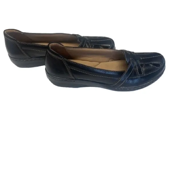 Clarks Comfy Preppy Women's Black Loafers Size 8