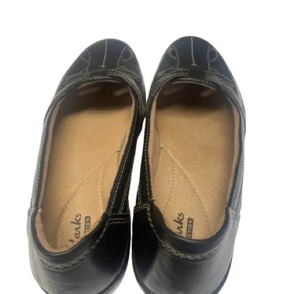 Clarks Comfy Preppy Women's Black Loafers Size 8