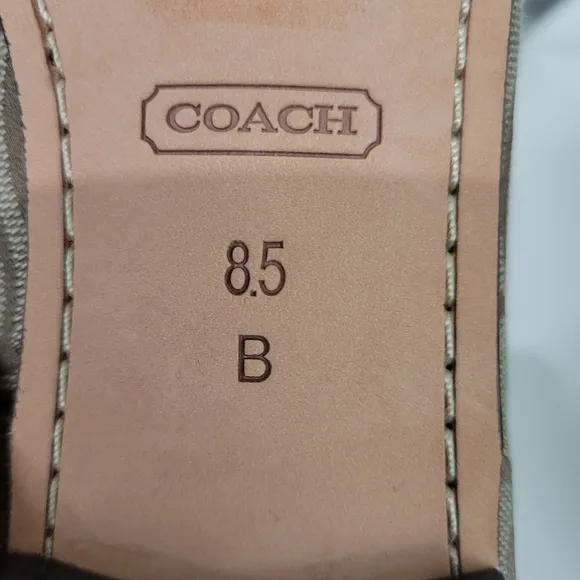 Coach Elkie Signature Print Brown and Tan Loafers Size 8.5