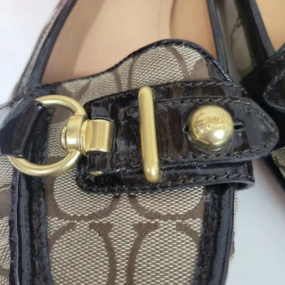 Coach Elkie Signature Print Brown and Tan Loafers Size 8.5