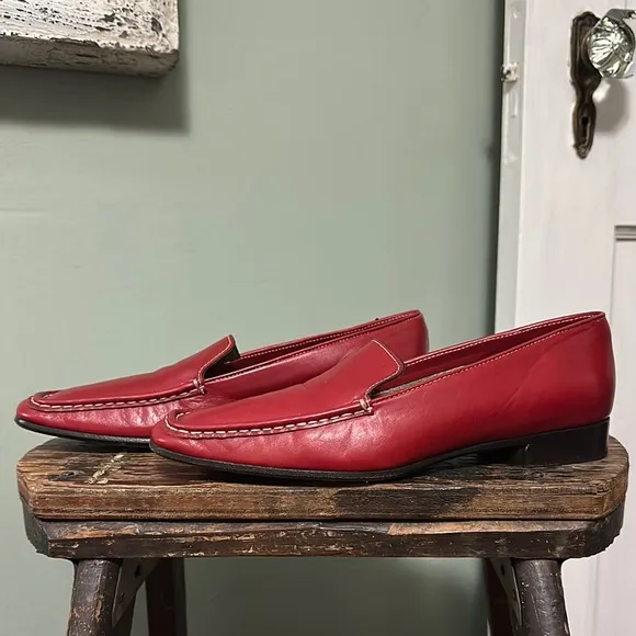 COLE HAAN Country Classic Red Leather Loafers
