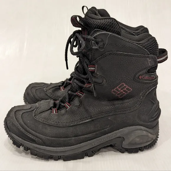 COLUMBIA Bugaboo200 grams insulated waterproof men's snow boots size 8.5