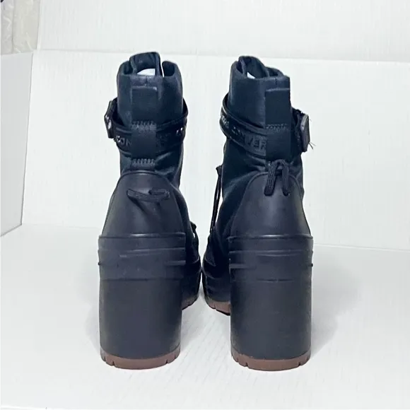 Converse Chuck Taylor All Star Gr82 XX High Top Boots NEW
