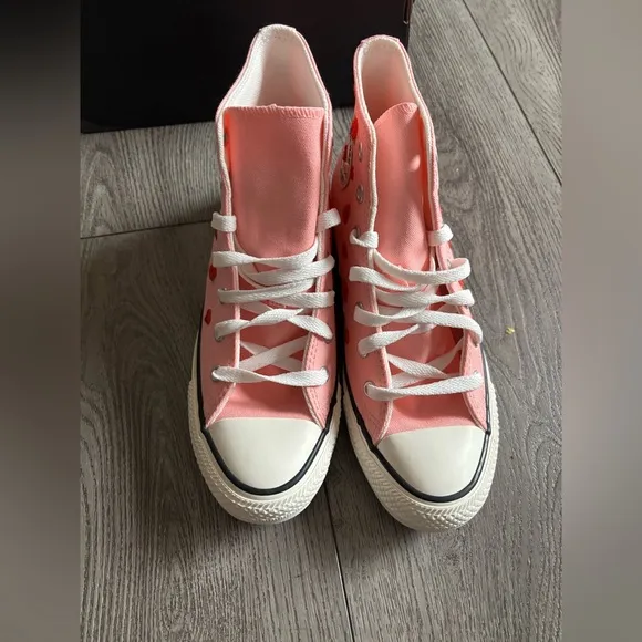 Converse Kids Pink High-Top Sneakers jellyfish jitter very beautiful