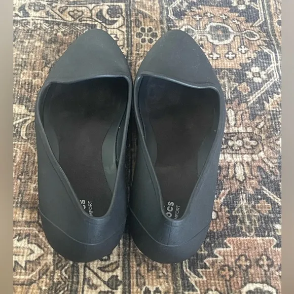 Crocs Eve Ballet Flat Pointed Toe Slip On Iconic Comfort Black Womens's Size 11