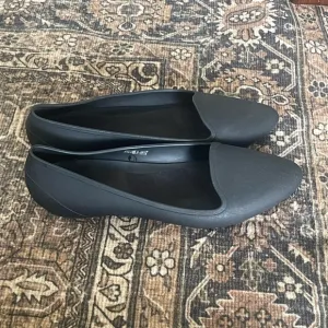 Crocs Eve Ballet Flat Pointed Toe Slip On Iconic Comfort Black Womens's Size 11