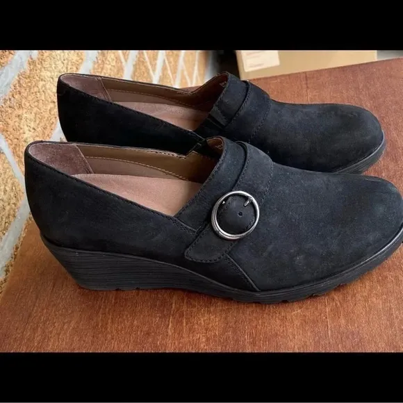 Dansko Women's Clio Wedge sz 10