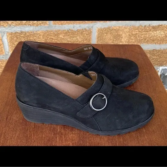 Dansko Women's Clio Wedge sz 10