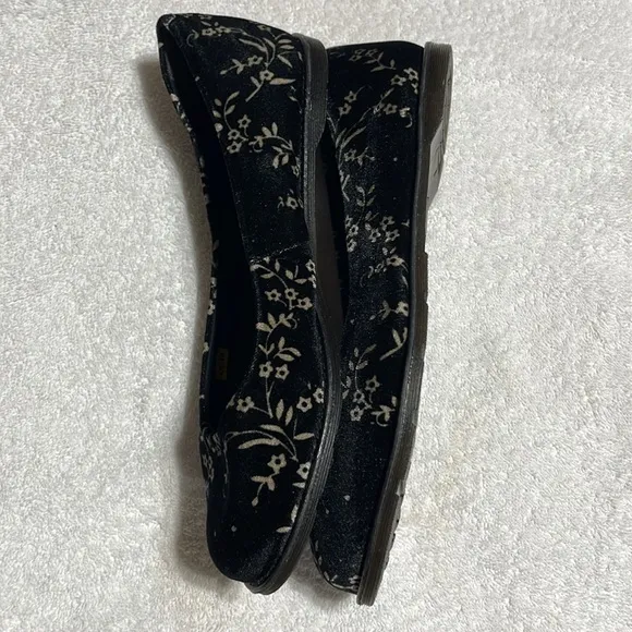 Doc Marten Rare Floral Flats Size 7
