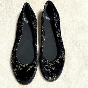 Doc Marten Rare Floral Flats Size 7