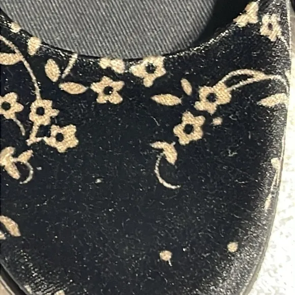 Doc Marten Rare Floral Flats Size 7